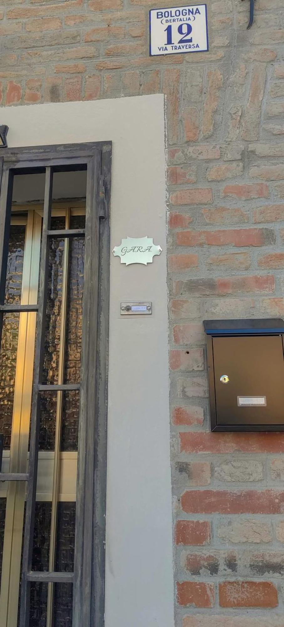 Gara Holiday Home- Bologna Airport Suite Extérieur photo